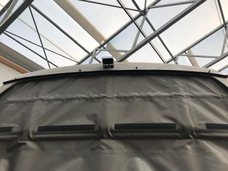 Viehanhänger of the type Böckmann Pferdeanhänger Master WCF, Neumaschine in Tamsweg (Picture 9)