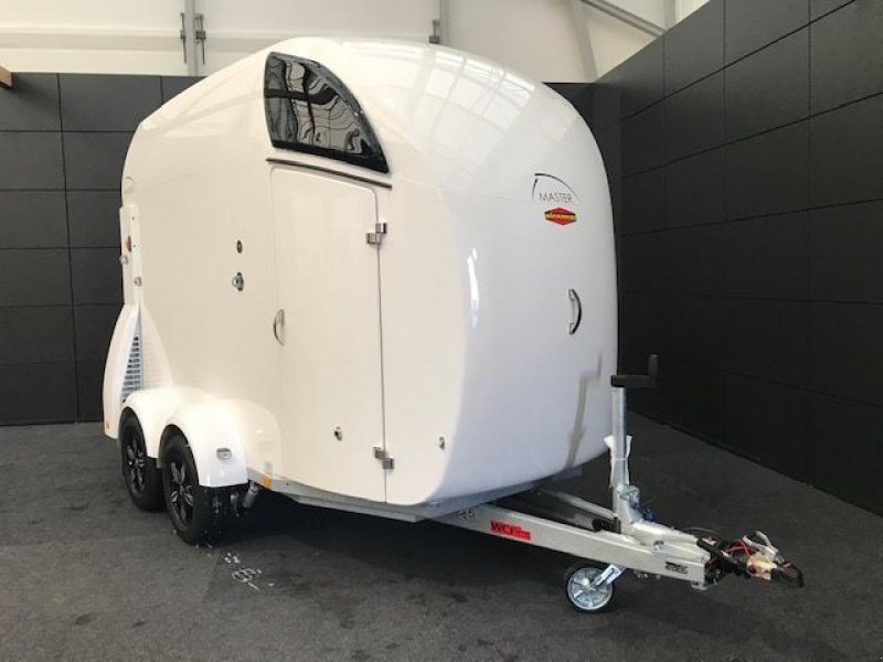 Viehanhänger of the type Böckmann Pferdeanhänger Master WCF, Neumaschine in Tamsweg (Picture 1)