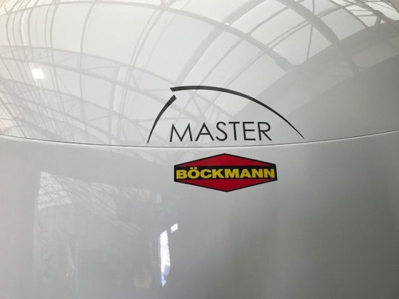 Viehanhänger of the type Böckmann Pferdeanhänger Master WCF, Neumaschine in Tamsweg (Picture 2)