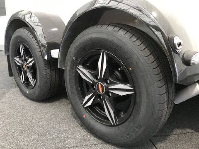 Viehanhänger des Typs Böckmann Pferdeanhänger Neo L SR 2,7to Sattelraum, Neumaschine in Tamsweg (Bild 11)