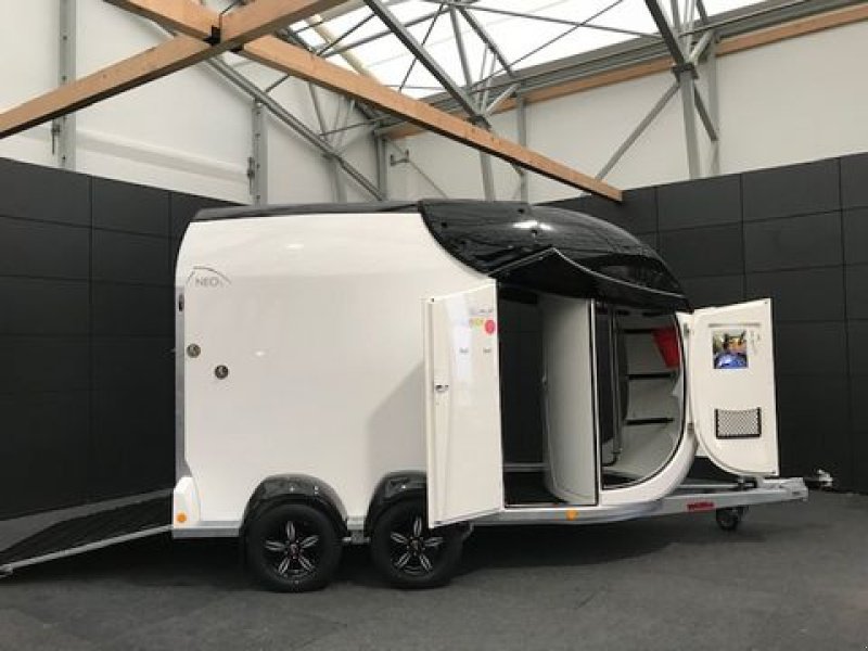 Viehanhänger des Typs Böckmann Pferdeanhänger Neo L SR 2,7to Sattelraum, Neumaschine in Tamsweg (Bild 17)