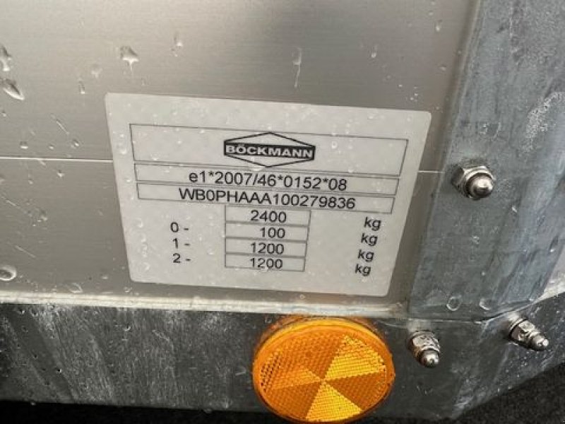 Viehanhänger des Typs Böckmann Pferdeanhänger Portax Esprit ECO 2,4to 3,27x1,65, Neumaschine in Tamsweg (Bild 7)