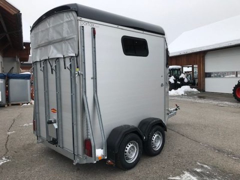 Viehanhänger Türe ait Böckmann Pferdeanhänger Portax Esprit s+b 2,4t 3,27x1,65m, Neumaschine içinde Tamsweg (resim 5)