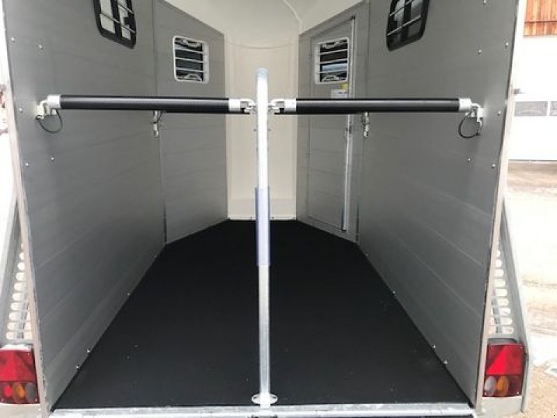 Viehanhänger Türe ait Böckmann Pferdeanhänger Portax Esprit s+b 2,4t 3,27x1,65m, Neumaschine içinde Tamsweg (resim 11)