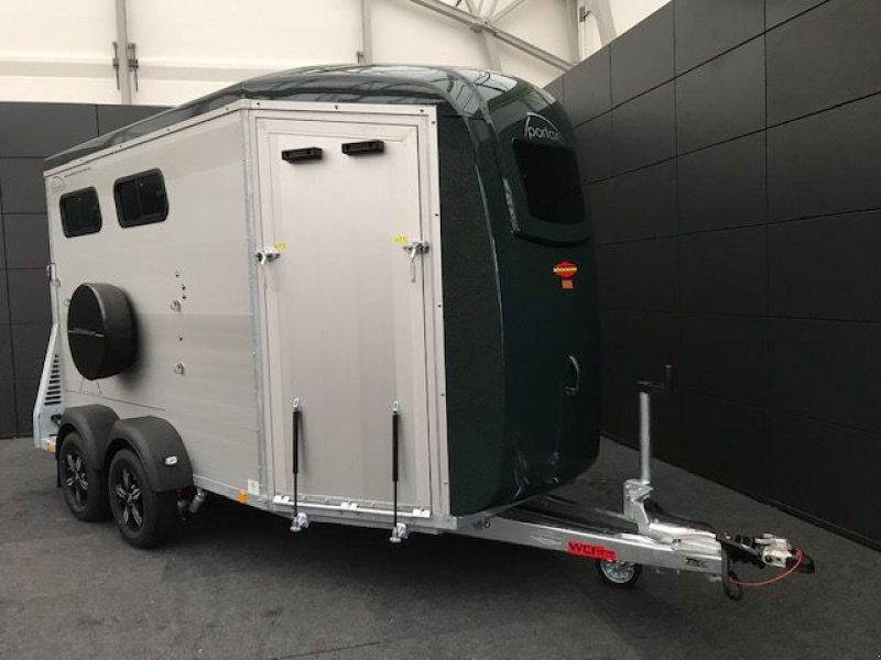 Viehanhänger typu Böckmann Pferdeanhänger Portax L K, Neumaschine v Tamsweg (Obrázek 1)