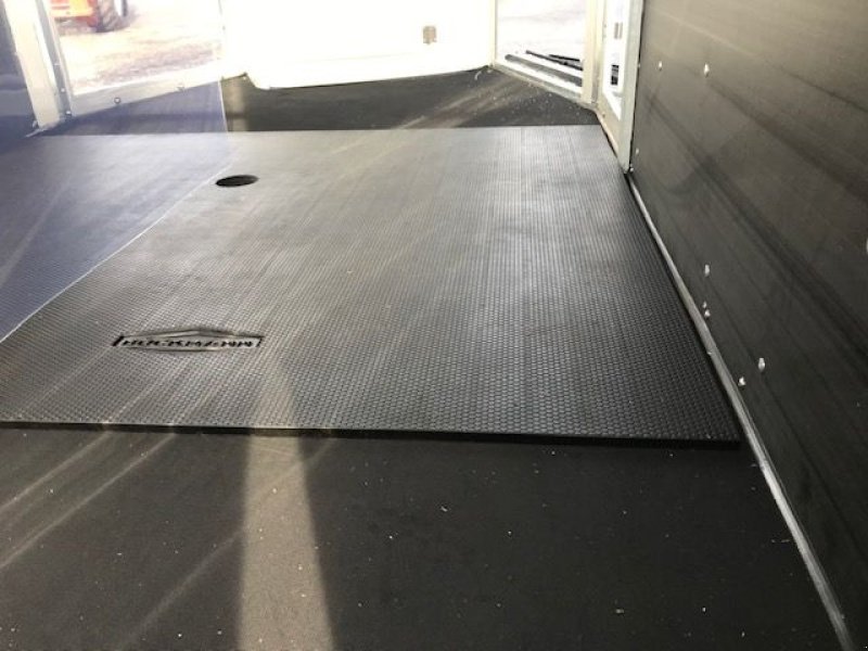 Viehanhänger del tipo Böckmann Pferdeanhänger Portax L K, Neumaschine In Tamsweg (Immagine 15)