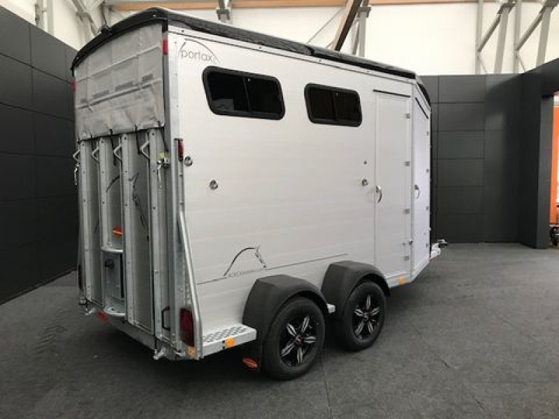 Viehanhänger des Typs Böckmann Pferdeanhänger Portax L SR 2,7to 4,19x1,75m, Neumaschine in Tamsweg (Bild 4)