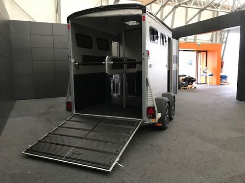 Viehanhänger des Typs Böckmann Pferdeanhänger Portax L SR 2,7to 4,19x1,75m, Neumaschine in Tamsweg (Bild 21)