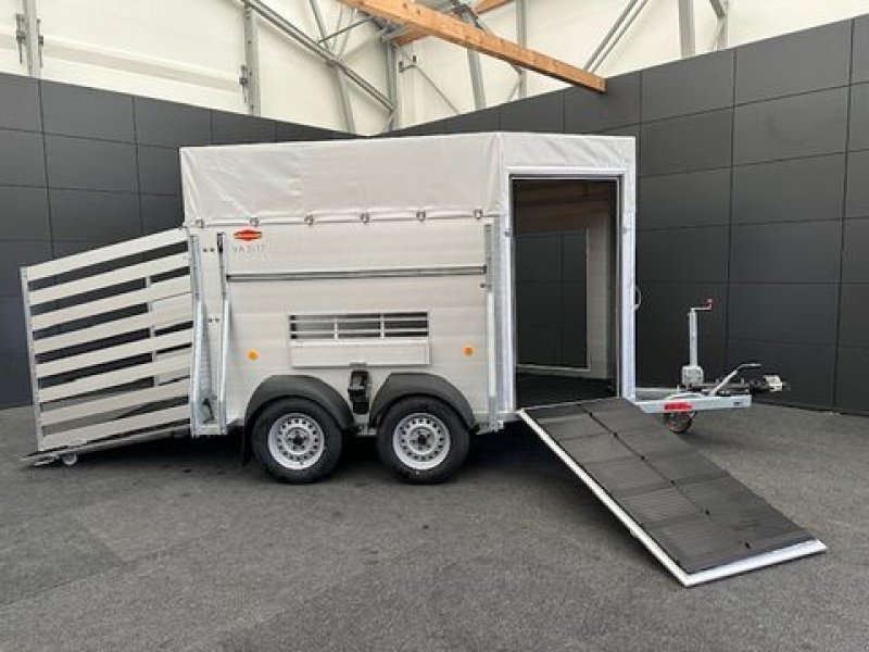 Viehanhänger des Typs Böckmann Viehanhänger VA 3117/35 Alu 3,5to 3,16x1,76m, Neumaschine in Tamsweg (Bild 19)