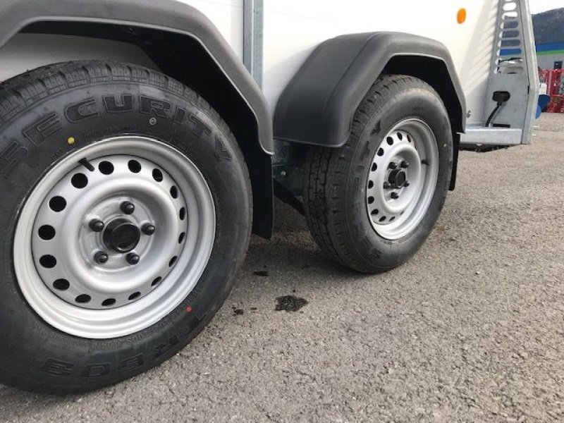 Viehanhänger des Typs Böckmann Viehanhänger VA 3520/35P Alu 3,5to, Neumaschine in Tamsweg (Bild 12)
