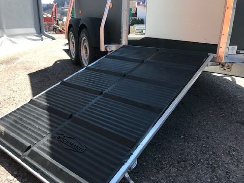 Viehanhänger des Typs Böckmann Viehanhänger VH 3016/24 Holz 2,4to 3,05x1,65m, Neumaschine in Tamsweg (Bild 19)