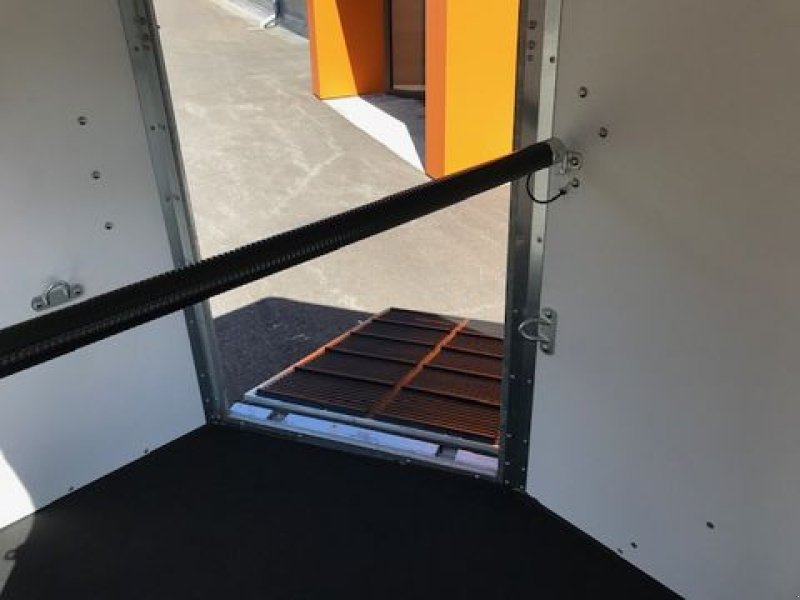 Viehanhänger des Typs Böckmann Viehanhänger VH 3016/24 Holz 2,4to 3,05x1,65m, Neumaschine in Tamsweg (Bild 17)