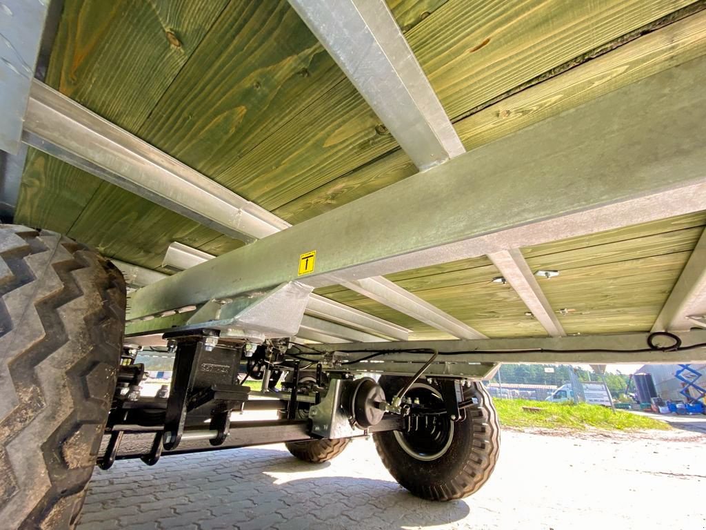 Viehanhänger tipa CYNKOMET Viehanhänger / live stock trailer, Neumaschine u Michałowo (Slika 8)