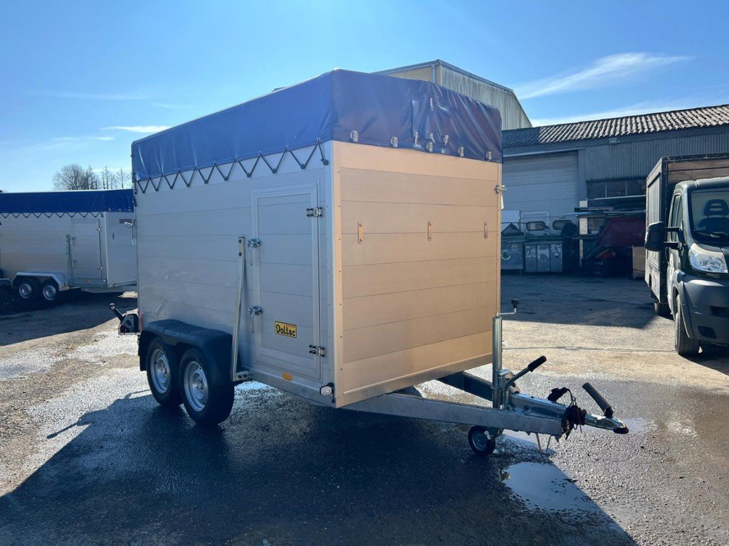 Viehanhänger des Typs Daltec Viehtransportanhänger, Neumaschine in Avenches (Bild 2)