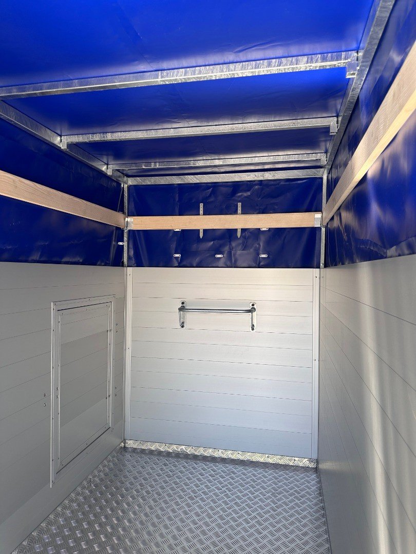 Viehanhänger typu Daltec Viehtransportanhänger, Neumaschine v Avenches (Obrázek 1)