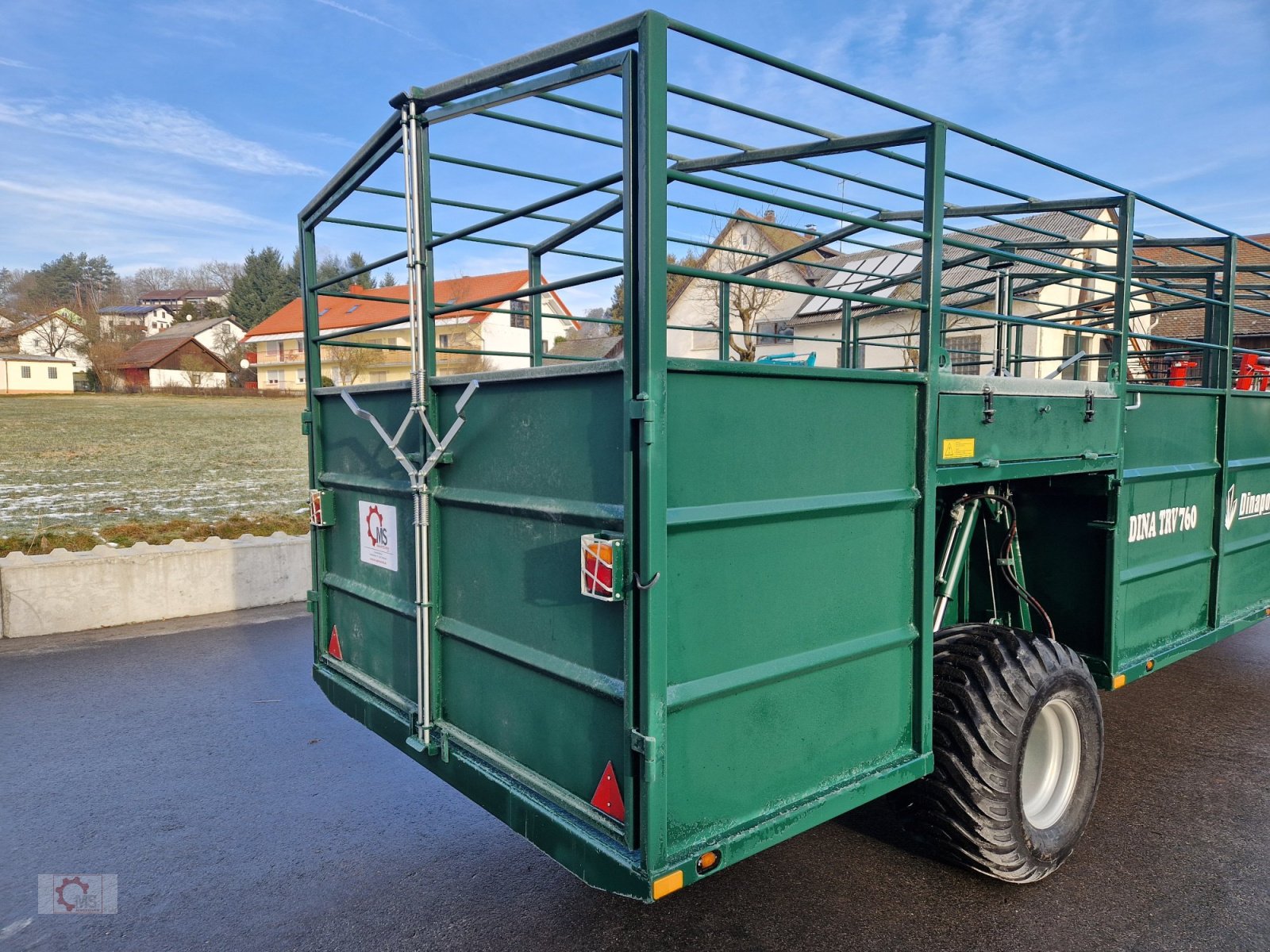 Viehanhänger typu Dinapolis TRV 760 Tiertransportwagen Druckluft Hydr. Absenkbar, Neumaschine v Tiefenbach (Obrázek 9)