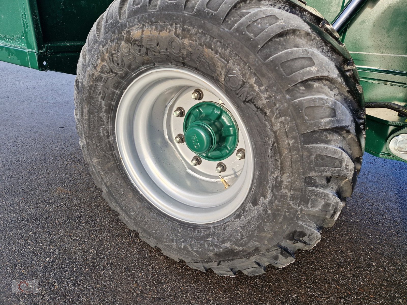 Viehanhänger типа Dinapolis TRV 760 Tiertransportwagen Druckluft Hydr. Absenkbar, Neumaschine в Tiefenbach (Фотография 7)