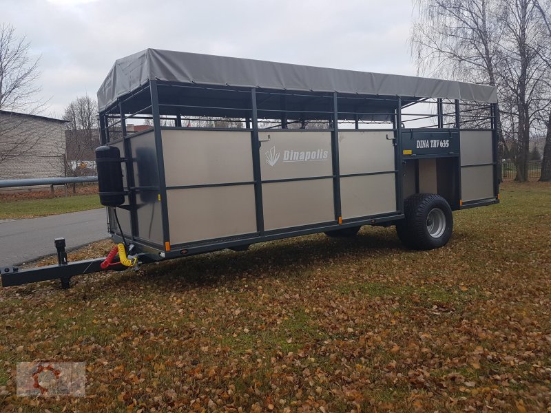 Viehanhänger des Typs Dinapolis TRV Tiertransportwagen Druckluft Hydraulisch absenkbar, Neumaschine in Tiefenbach