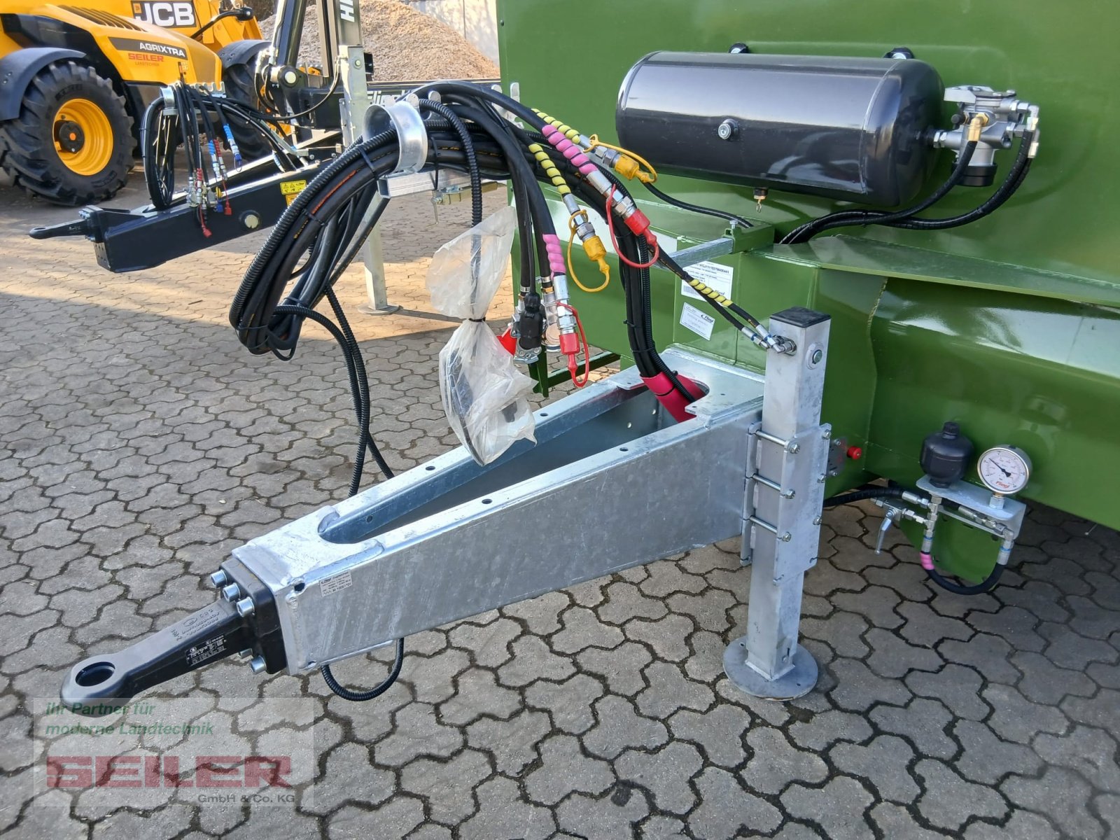 Viehanhänger tipa Fliegl TTW 100 Einachs, Neumaschine u Ansbach (Slika 3)