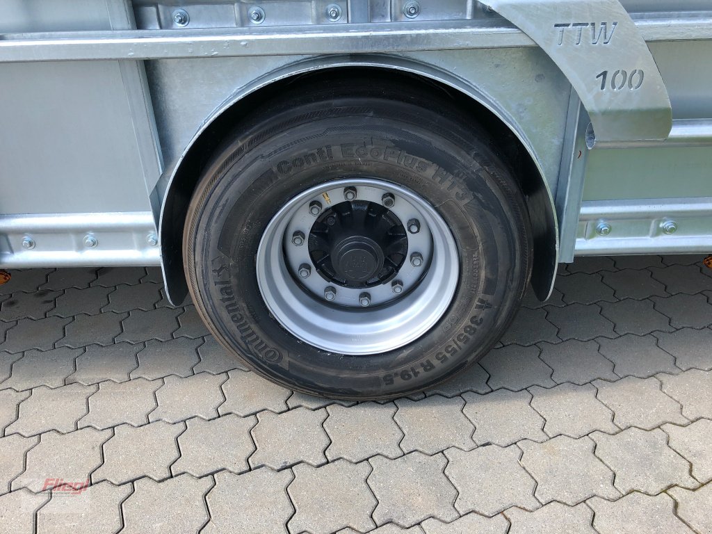 Viehanhänger of the type Fliegl TTW 100, Neumaschine in Mühldorf (Picture 3)