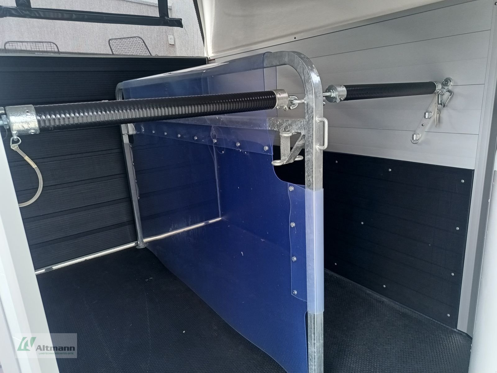 Viehanhänger des Typs Humbaur Equitos Alu Plus, Neumaschine in Lanzenkirchen (Bild 5)