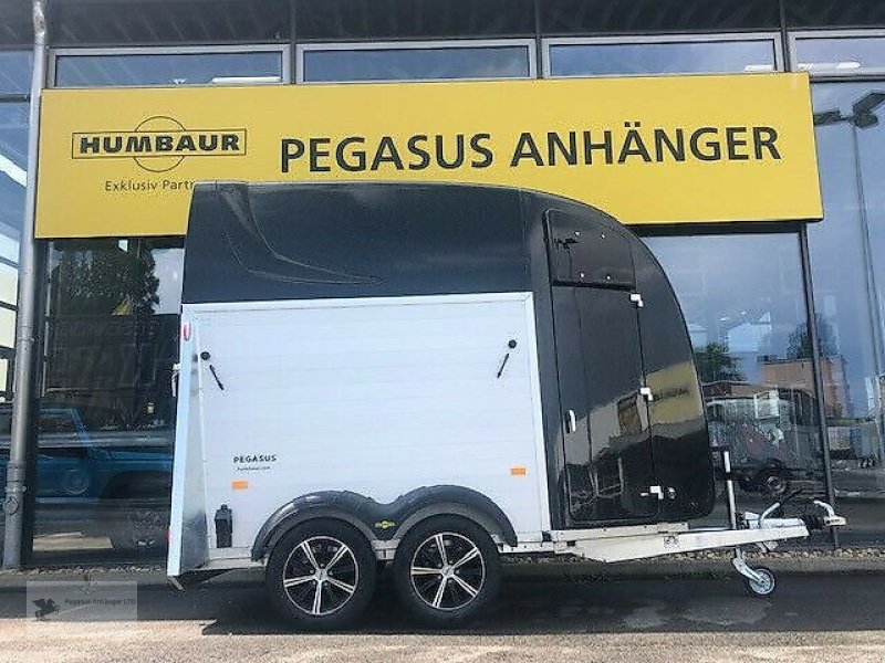 Viehanhänger des Typs Humbaur Pegasus 2400 PRO MAX Pferdeanhänger ALU NEU, Neumaschine in Gevelsberg (Bild 3)