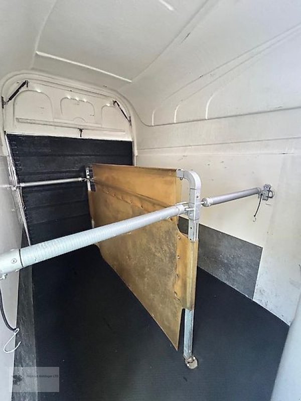 Viehanhänger typu Humbaur Pegasus Vollpoly 2,4t Sattelkammer, Gebrauchtmaschine v Gevelsberg (Obrázek 6)