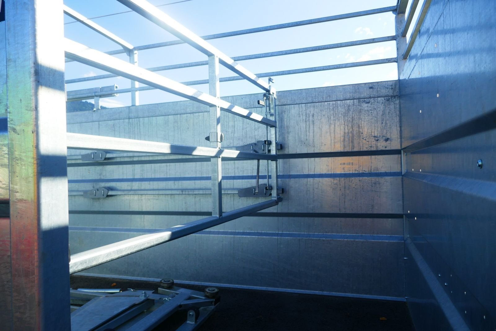 Viehanhänger typu Joskin Betimax RDS 6750, Gebrauchtmaschine v Villach (Obrázek 11)