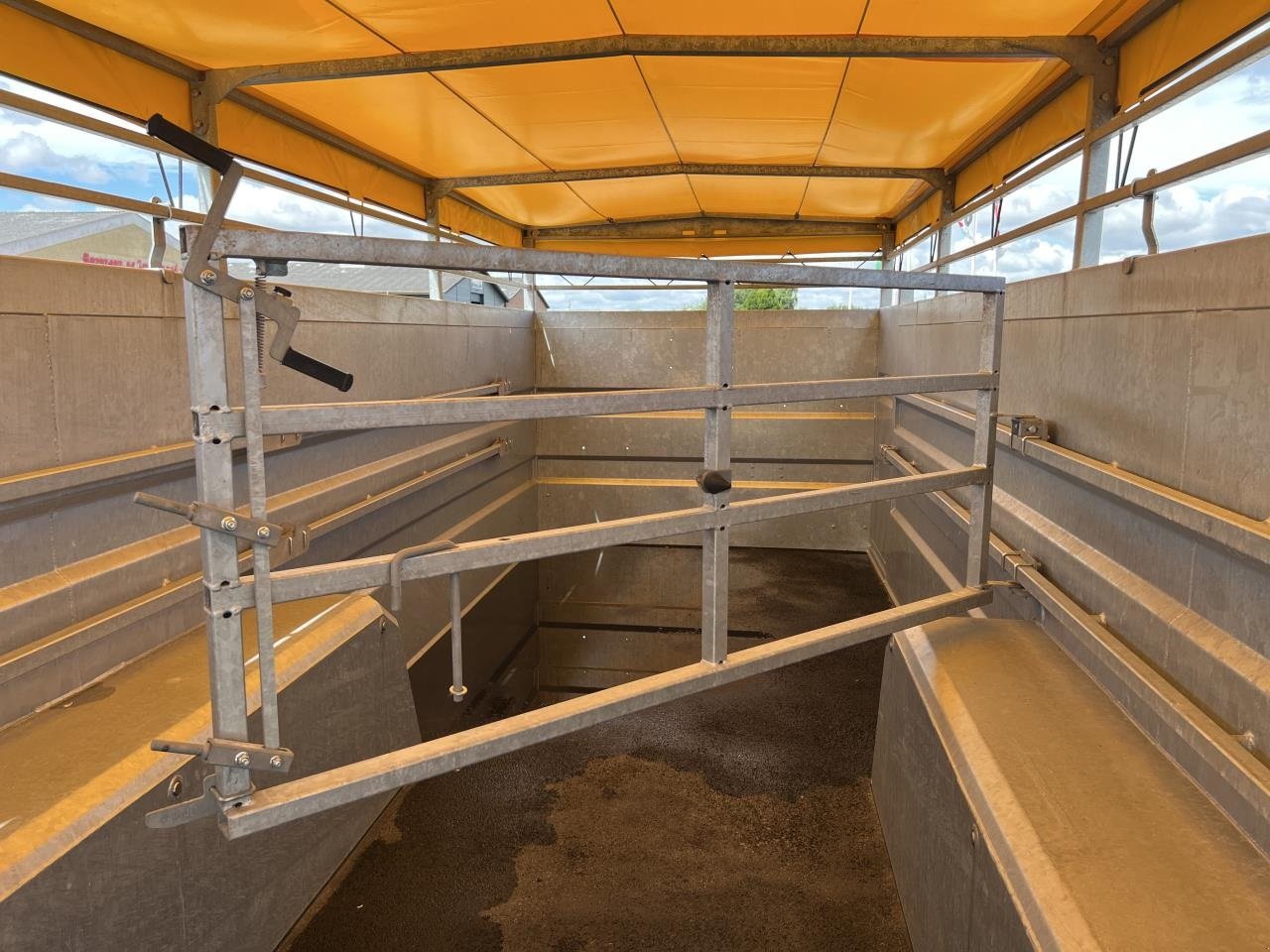 Viehanhänger Türe ait Joskin BETIMAX RDS 7500, Gebrauchtmaschine içinde Viborg (resim 11)