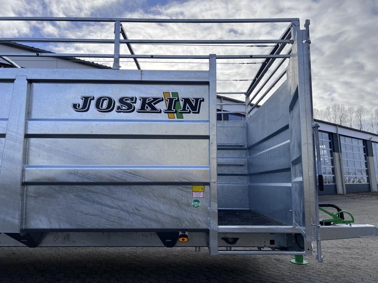 Viehanhänger du type Joskin BETIMAX RDS 9000, Gebrauchtmaschine en Viborg (Photo 8)