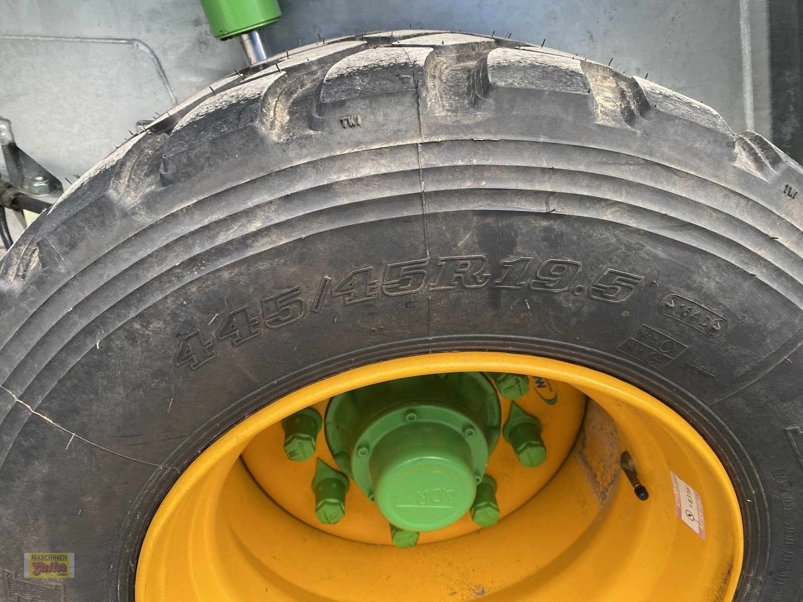 Viehanhänger des Typs Joskin Betimax RDSG 5000 Viehhänger absenkbar, Neumaschine in Kötschach (Bild 27)