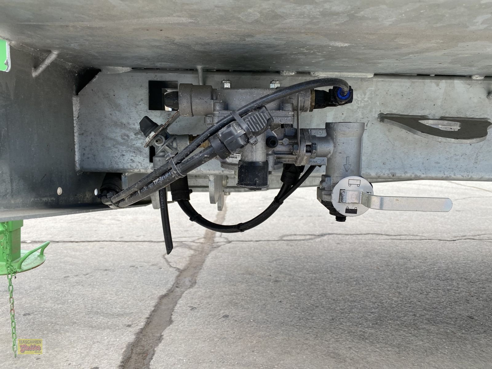 Viehanhänger des Typs Joskin Betimax RDSG 5000 Viehhänger absenkbar, Neumaschine in Kötschach (Bild 28)