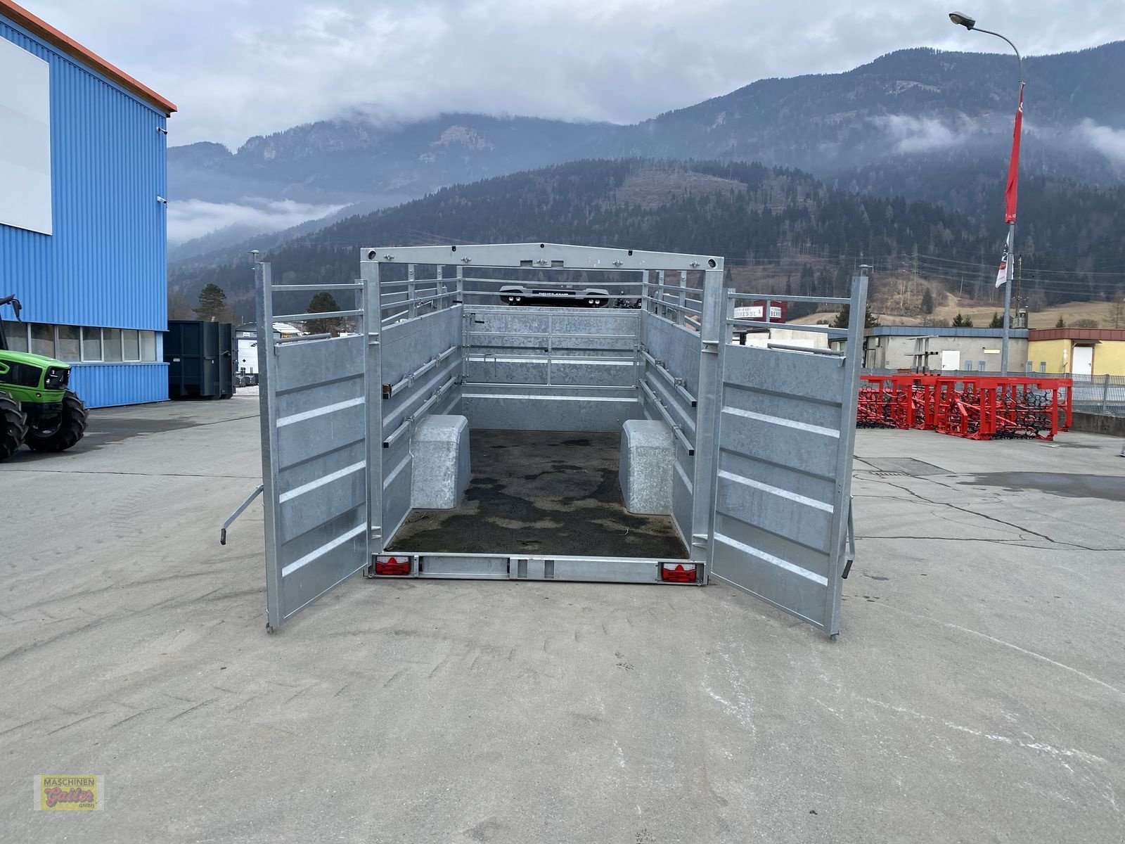 Viehanhänger des Typs Joskin Betimax RDSG 5000 Viehhänger absenkbar, Neumaschine in Kötschach (Bild 13)
