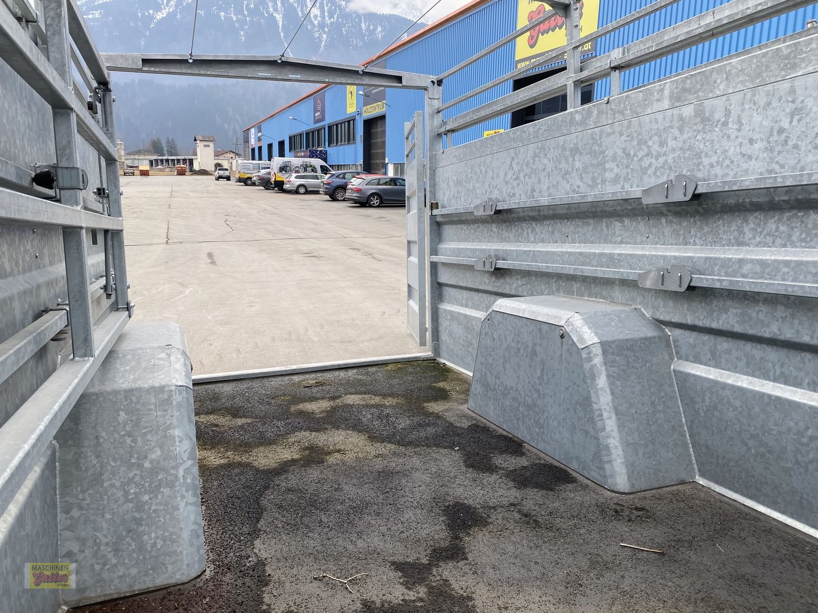 Viehanhänger des Typs Joskin Betimax RDSG 5000 Viehhänger absenkbar, Neumaschine in Kötschach (Bild 22)