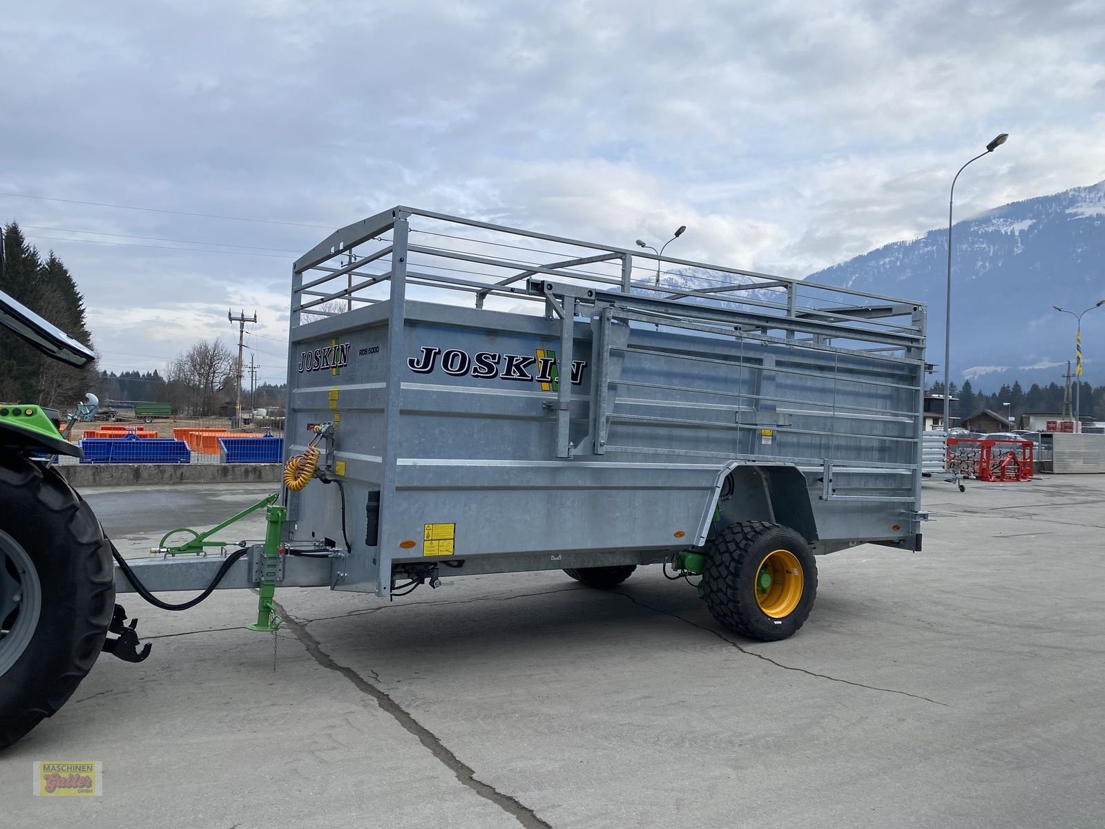 Viehanhänger des Typs Joskin Betimax RDSG 5000 Viehhänger absenkbar, Neumaschine in Kötschach (Bild 9)
