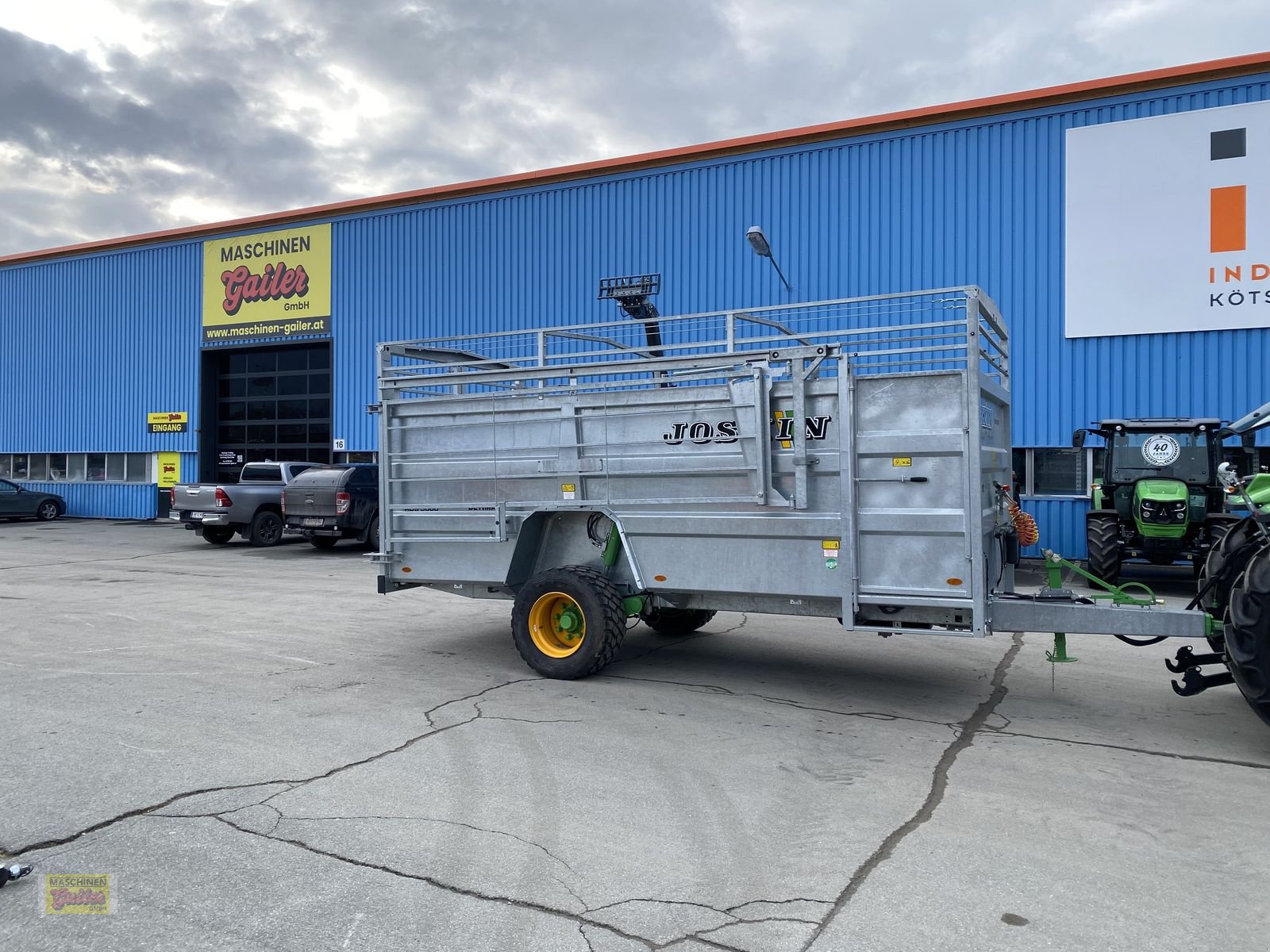 Viehanhänger des Typs Joskin Betimax RDSG 5000 Viehhänger absenkbar, Neumaschine in Kötschach (Bild 1)