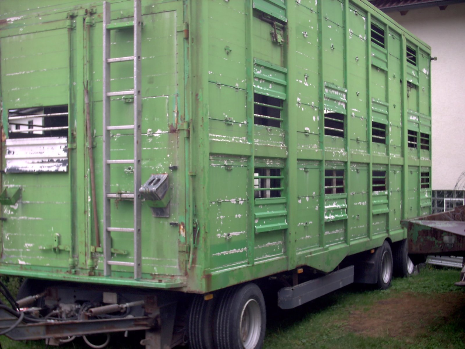 Viehanhänger of the type Lafaro 3Achser Viehtransporter, Gebrauchtmaschine in Schwandorf (Picture 1)