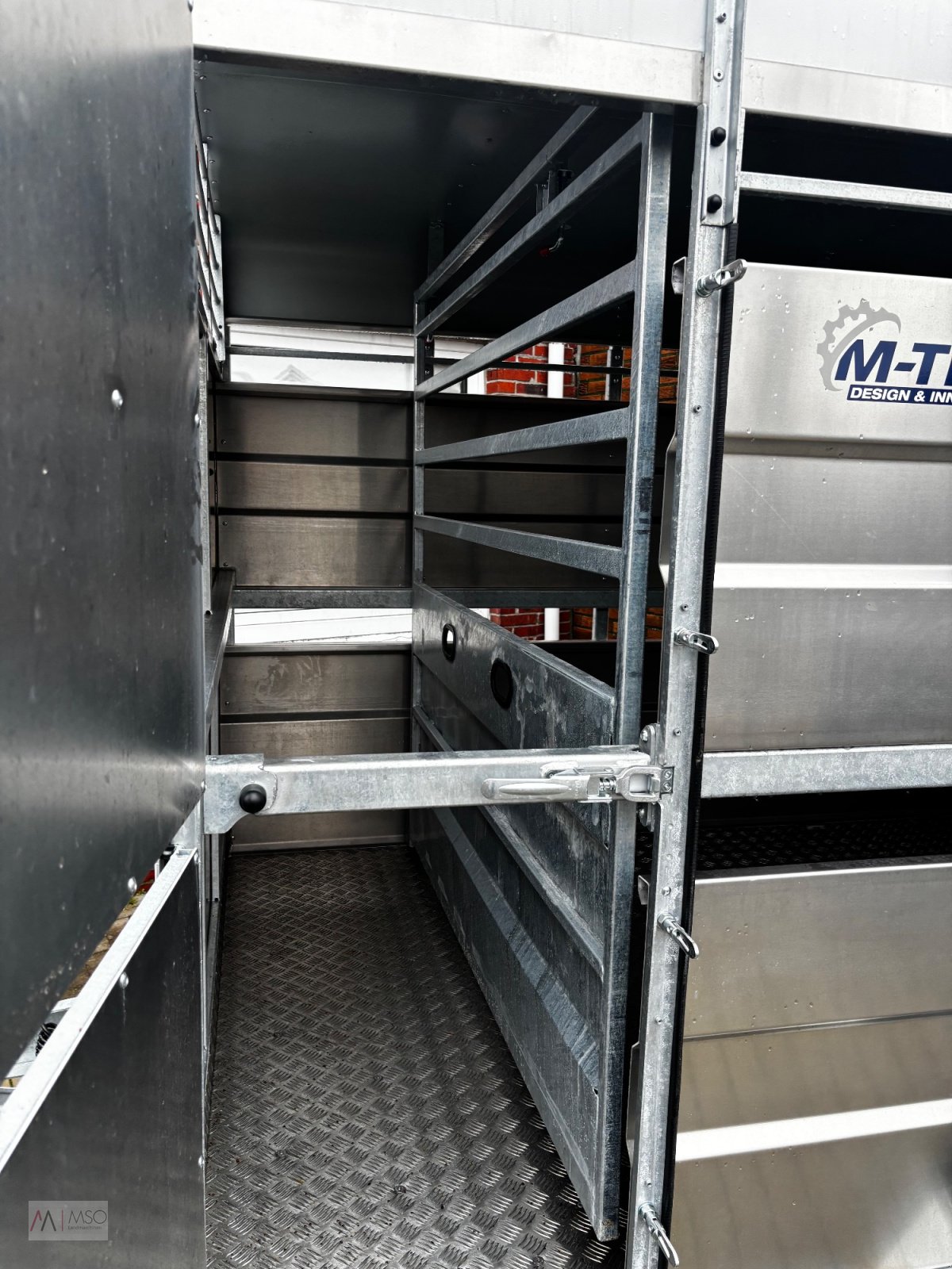 Viehanhänger типа M-Tec PKW Viehanhänger 2 Achser, Neumaschine в Berumerfehn (Фотография 5)