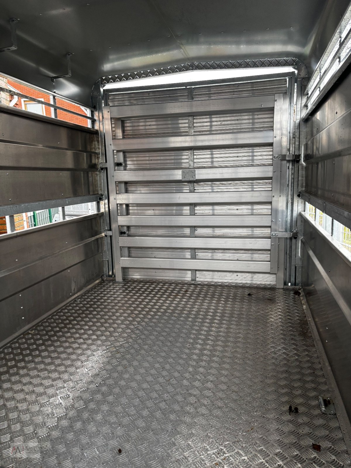 Viehanhänger типа M-Tec PKW Viehanhänger 2 Achser, Neumaschine в Berumerfehn (Фотография 7)