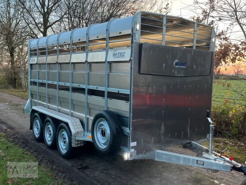 Viehanhänger типа M-Tec PKW Viehanhänger, Neumaschine в Berumerfehn