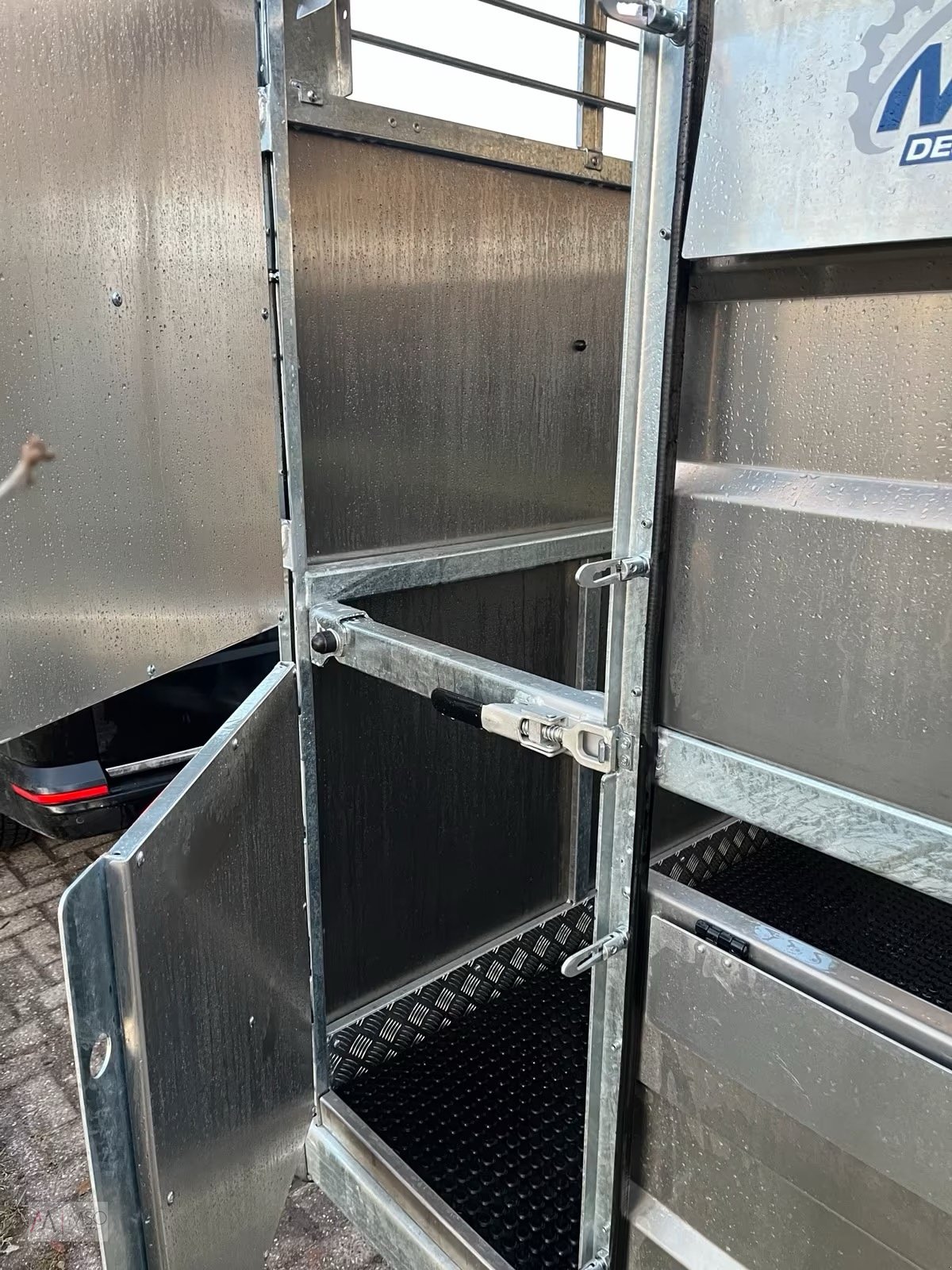 Viehanhänger типа M-Tec PKW Viehanhänger, Neumaschine в Berumerfehn (Фотография 13)