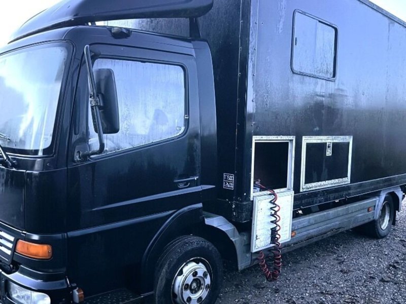 Viehanhänger typu Mercedes Atego Hestetransport, Gebrauchtmaschine v Rødovre (Obrázek 1)