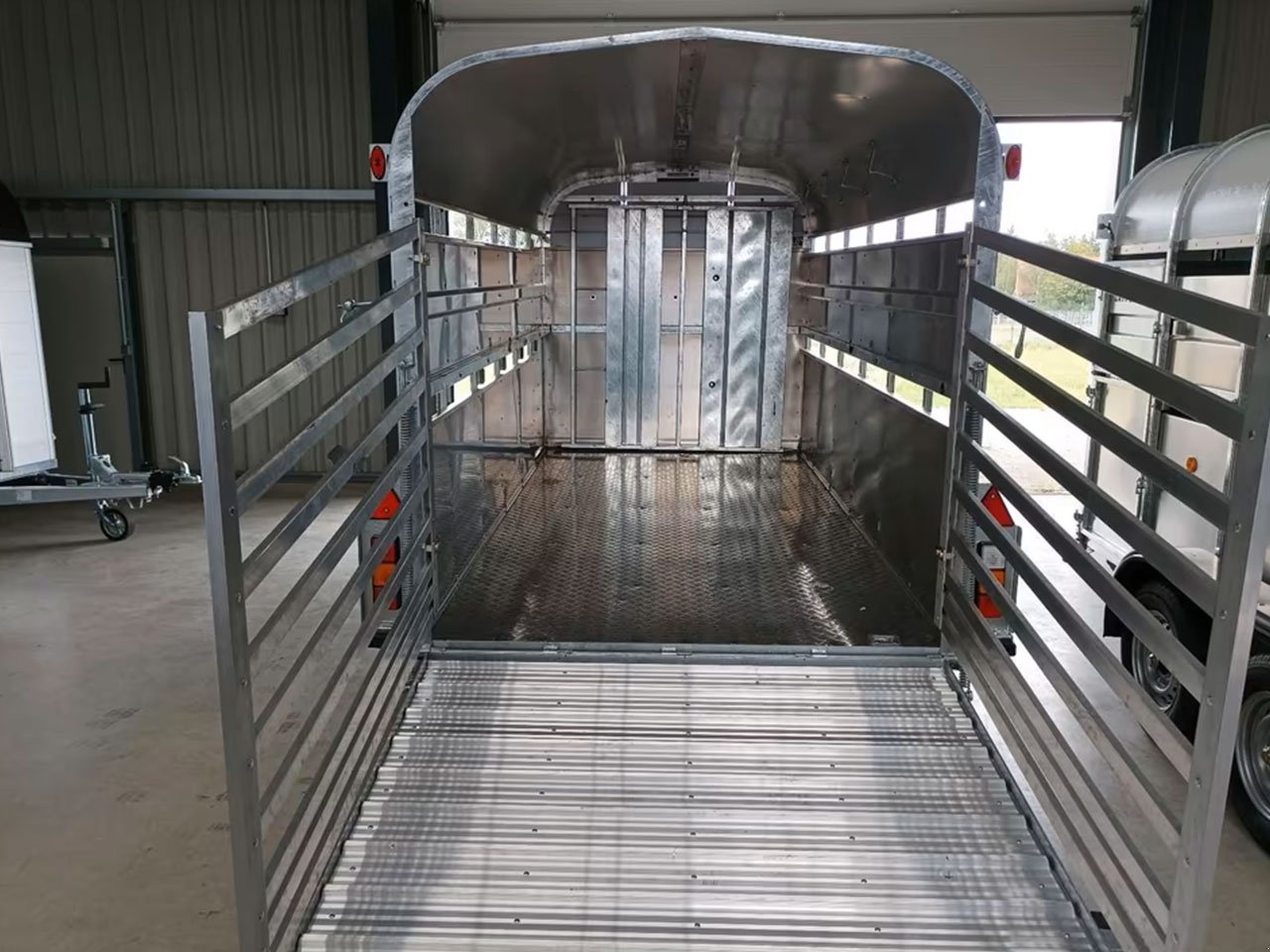 Viehanhänger του τύπου Nugent LC3618H, Neumaschine σε Treuenbrietzen (Φωτογραφία 2)