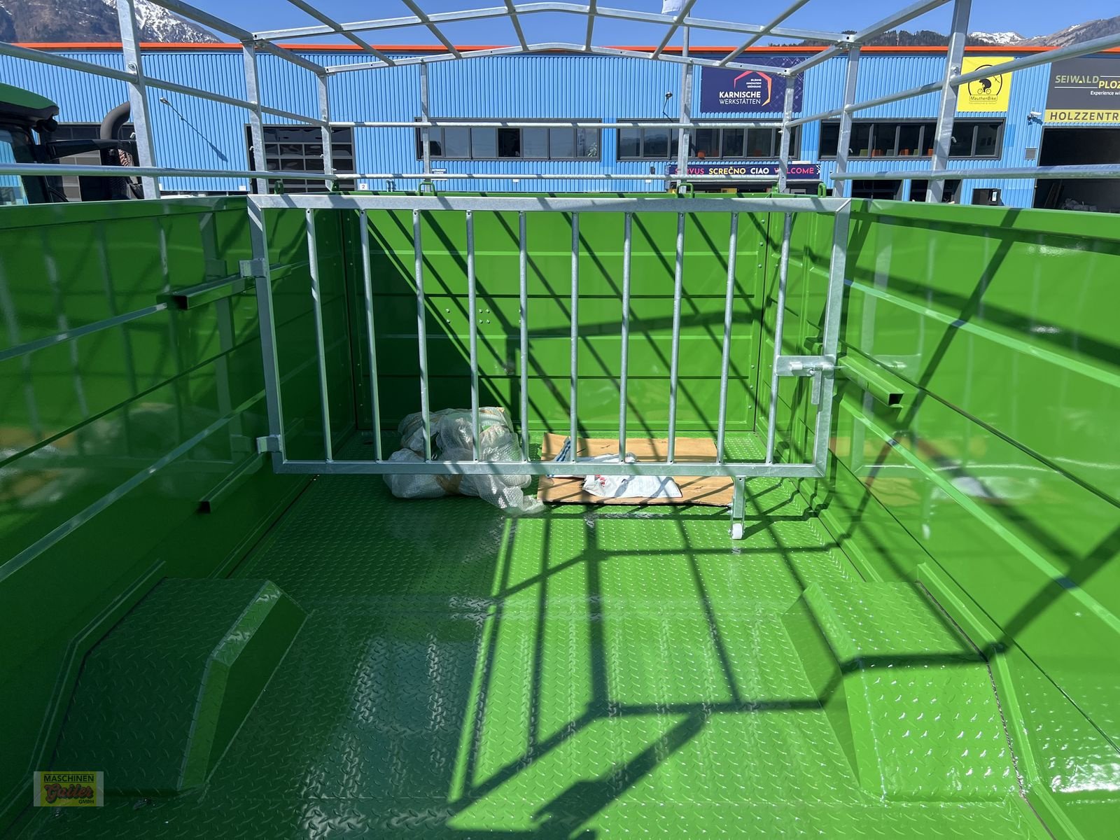 Viehanhänger des Typs PRONAR Kurier T046, Neumaschine in Kötschach (Bild 17)