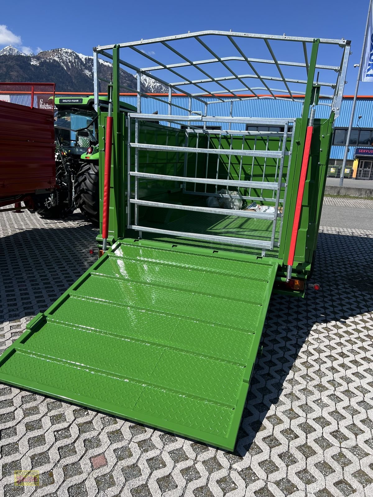 Viehanhänger des Typs PRONAR Kurier T046, Neumaschine in Kötschach (Bild 16)