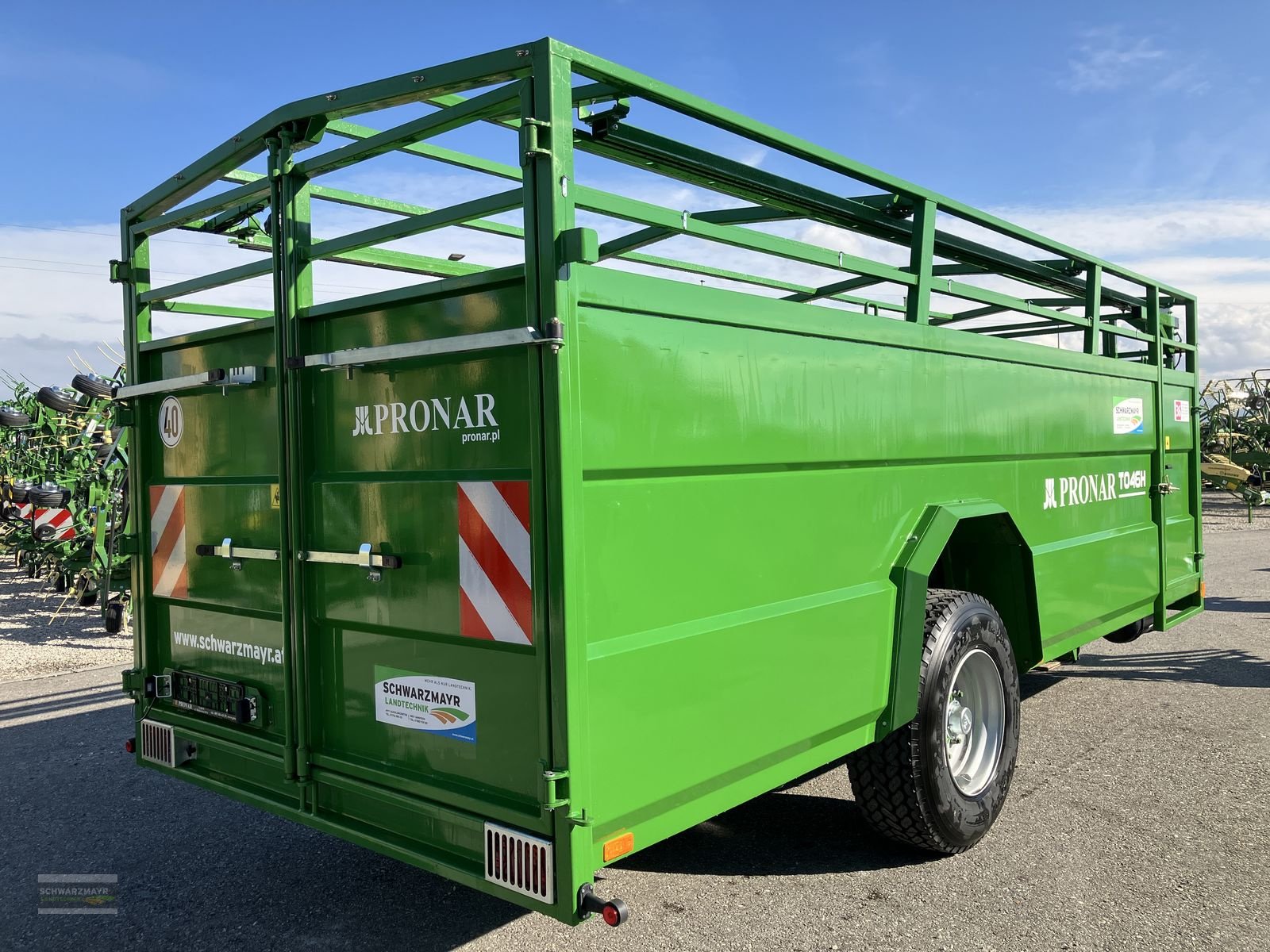 Viehanhänger des Typs PRONAR T046H Viehanhänger hydr., Neumaschine in Gampern (Bild 3)