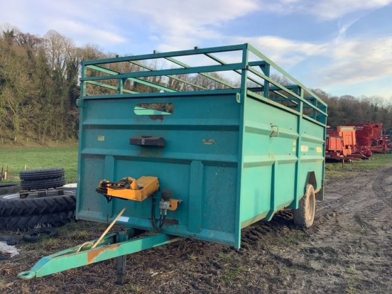 Viehanhänger от тип Rolland V52, Gebrauchtmaschine в les hayons (Снимка 4)