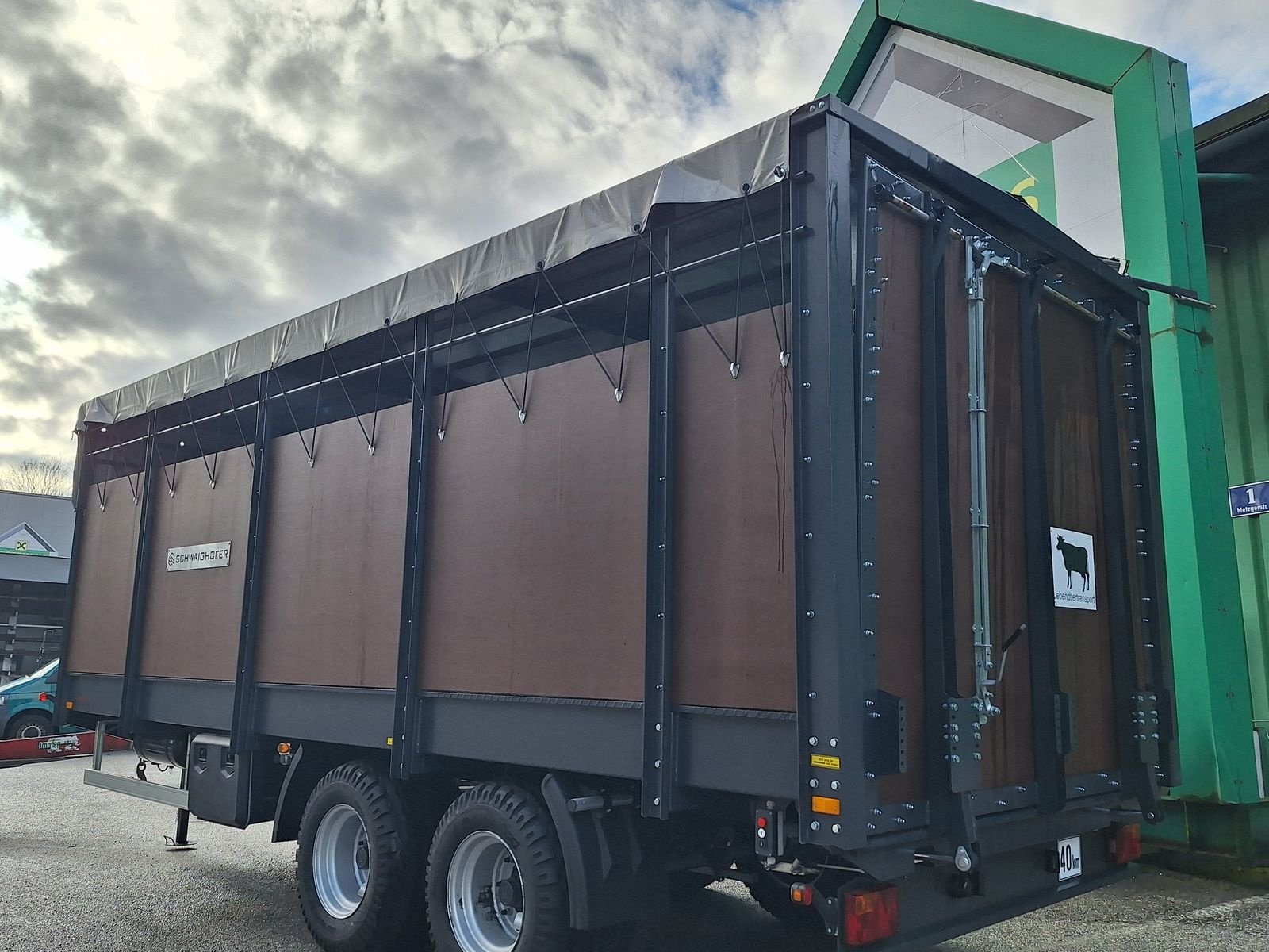 Viehanhänger des Typs Schwaighofer Anhänger 12 to, Neumaschine in Bergheim (Bild 9)