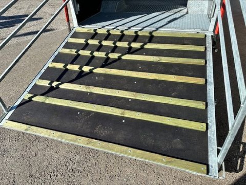 Viehanhänger typu Sonstige 6 Viehtransporter 4,16x2,23x2,00m 5,2to, Neumaschine v Tamsweg (Obrázek 23)