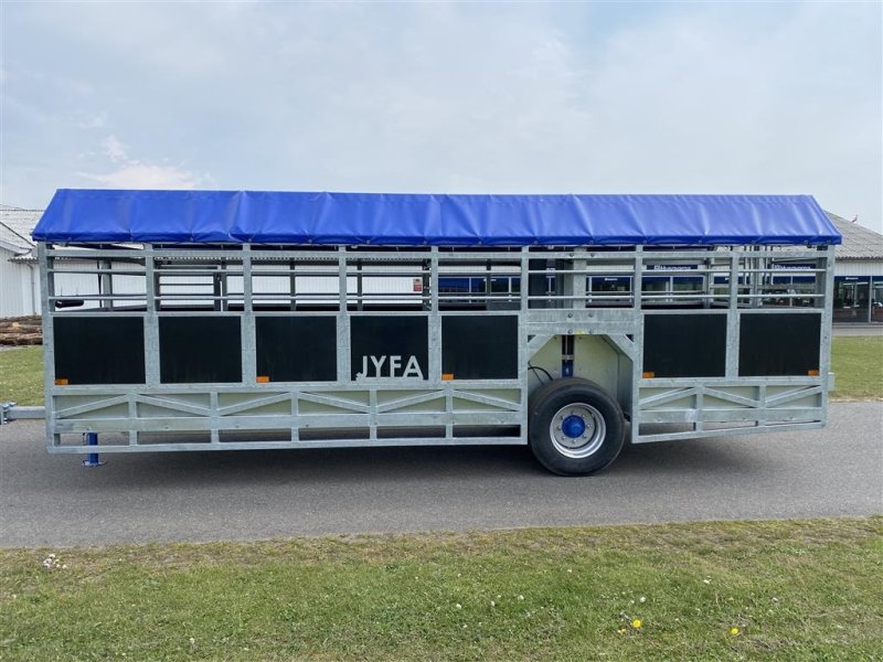 Viehanhänger des Typs Sonstige 8 mtr. med hydr. Kreaturvogn, Gebrauchtmaschine in Holstebro (Bild 1)